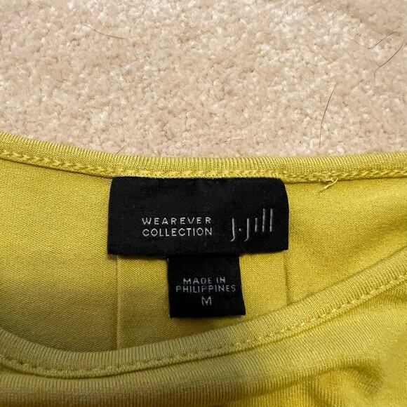 J. Jill Wearever Collection Golden Yellow Flowy Stretchy Top Size Medium EUC - Picture 8 of 9